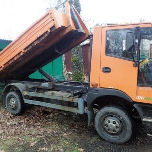 foto 4x4 hakowiec 6.5t komunal BU200 +ZIMA pojemnik syparka plug Bucher